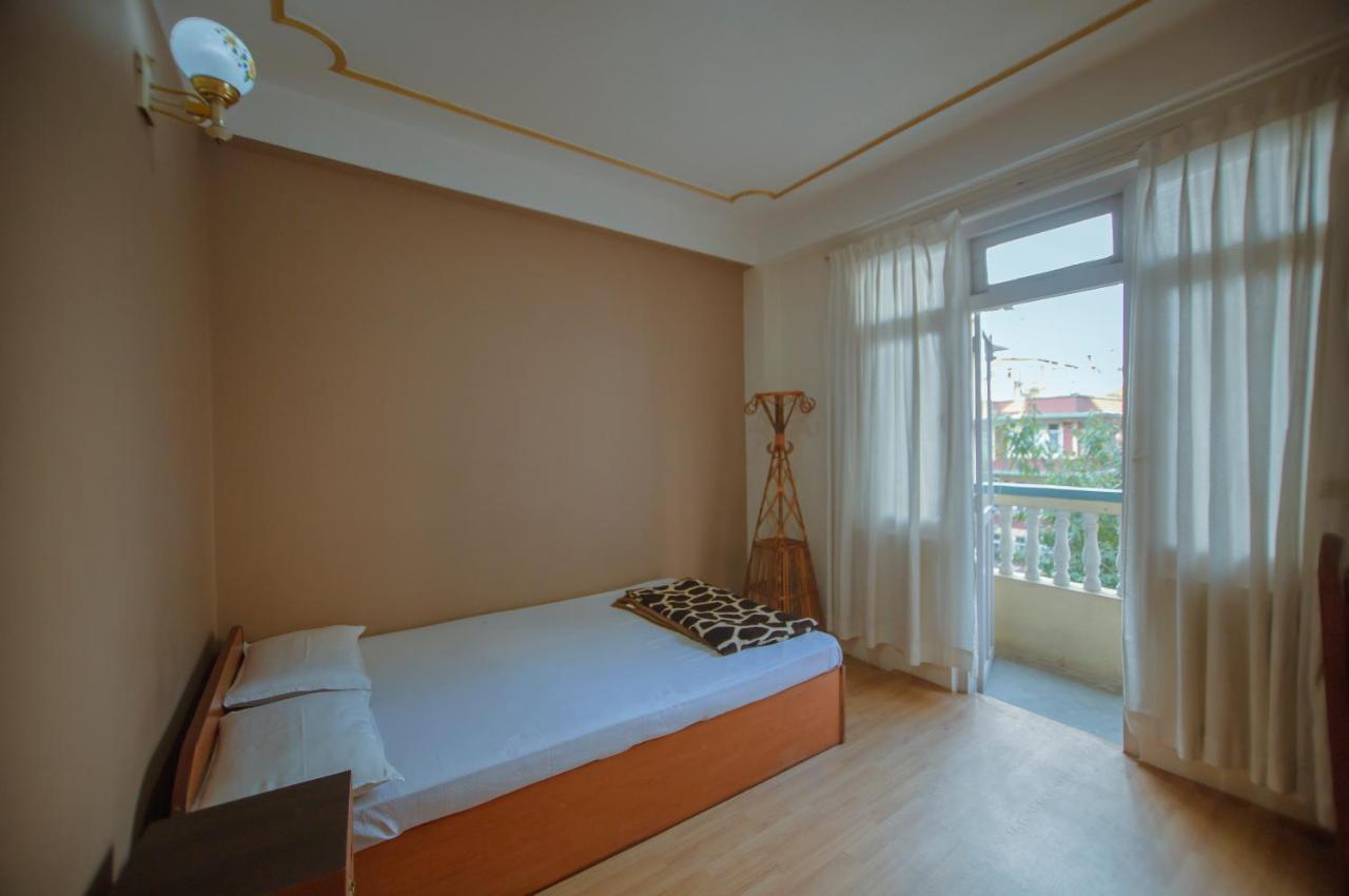 Hotel Triratna Kathmandu Ngoại thất bức ảnh